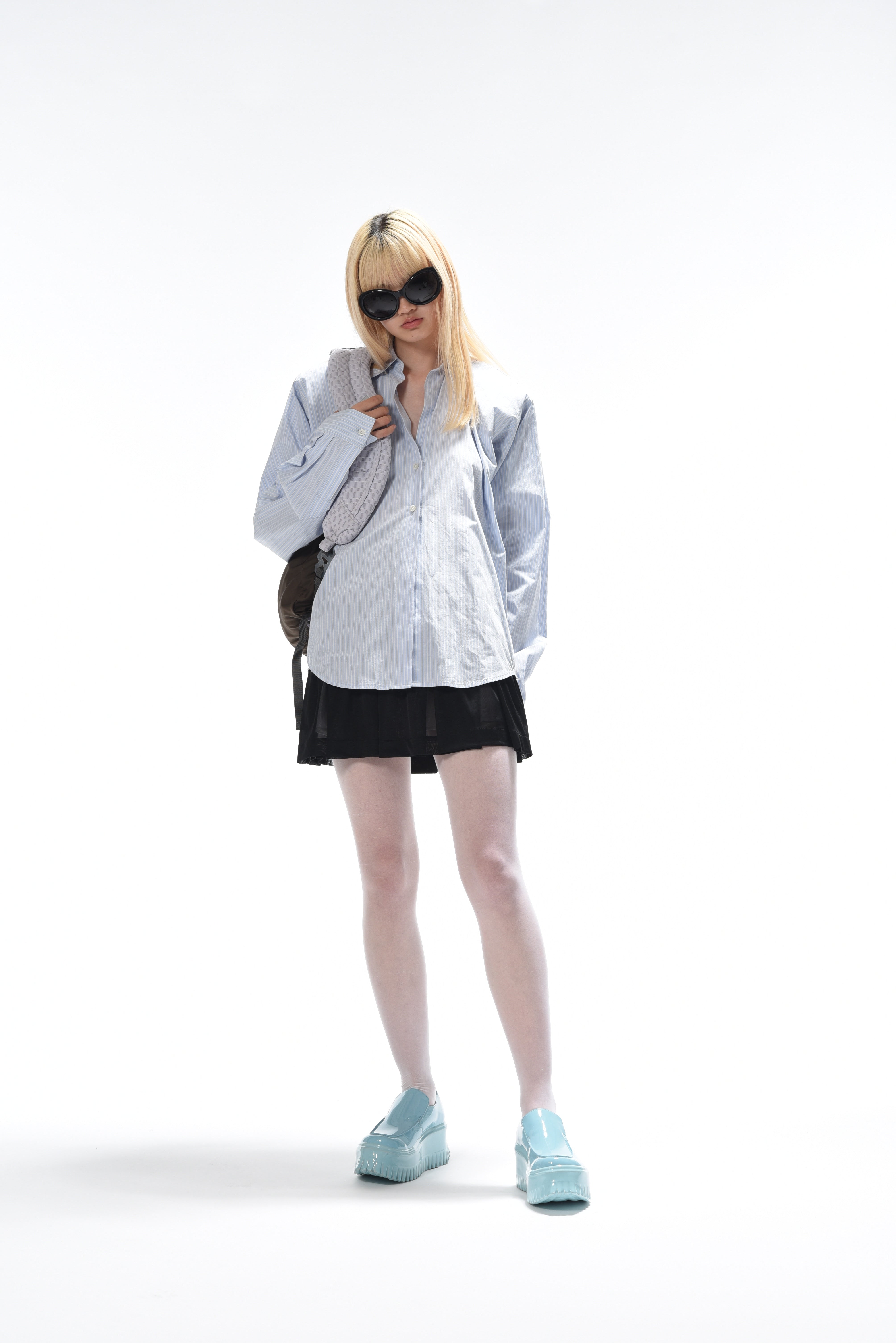 Cream Light blue × Light blue dip