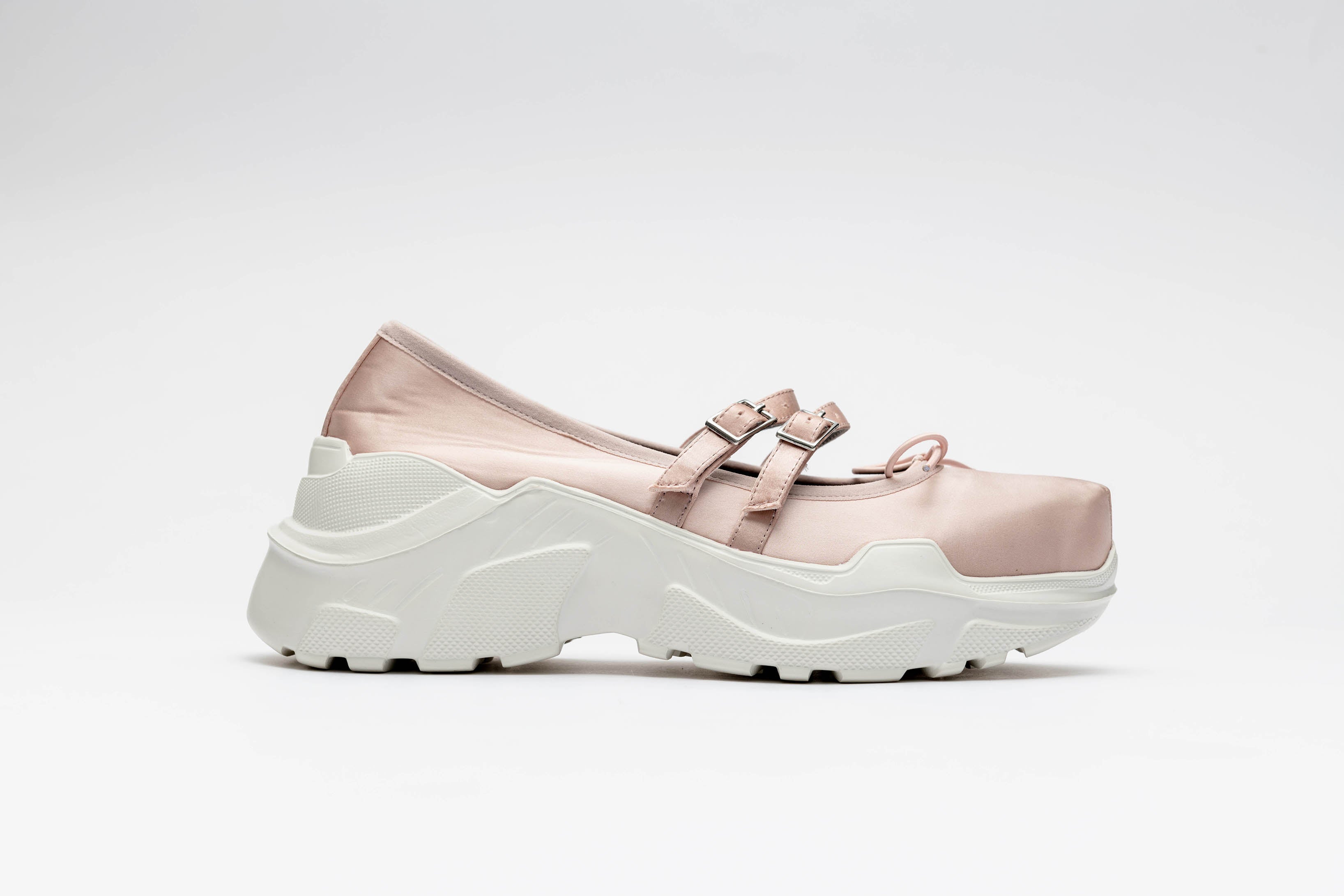 Giselle Pink satin × White