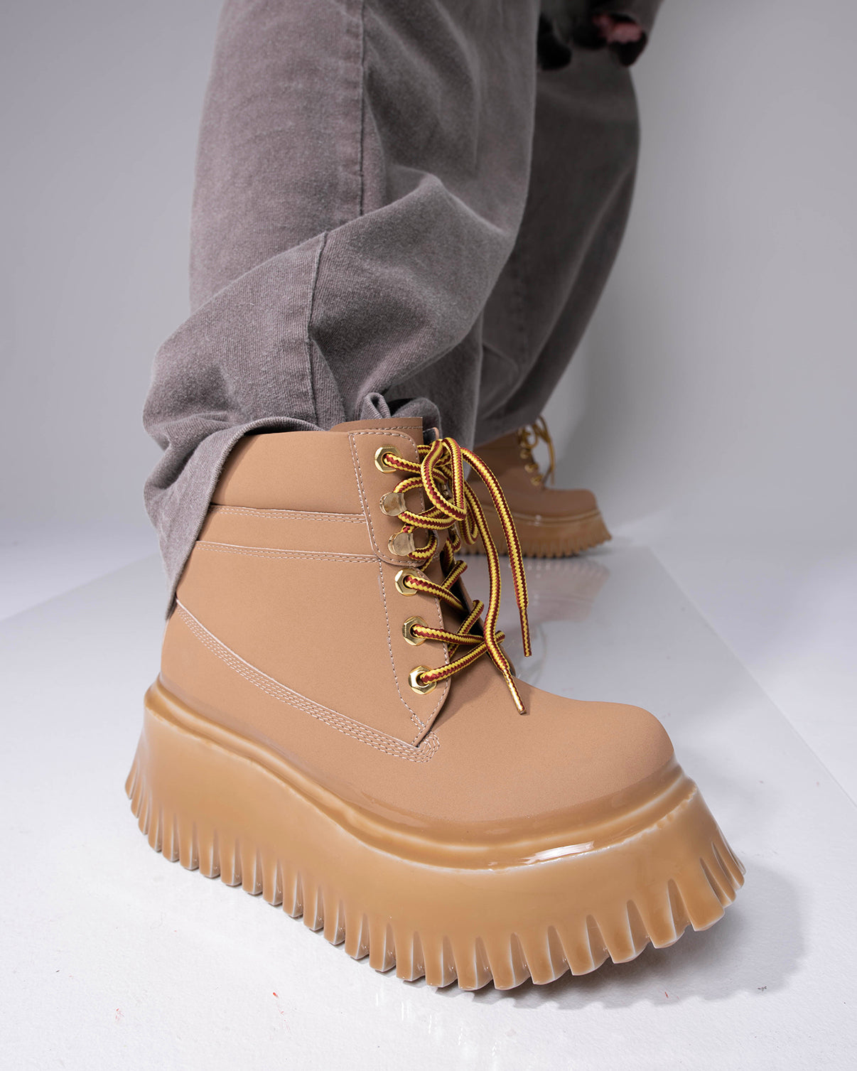 WORKER wide super light weight Light Brown × Sand DIP
